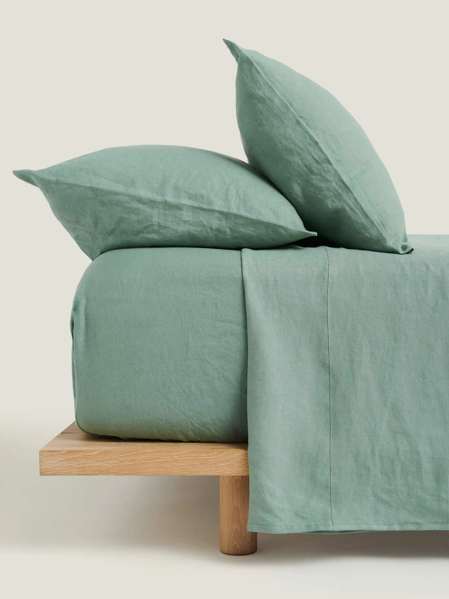 100% Linen Duvet Set in Green Fig