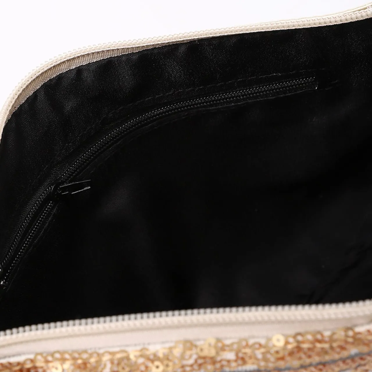 Clutch bag with studs