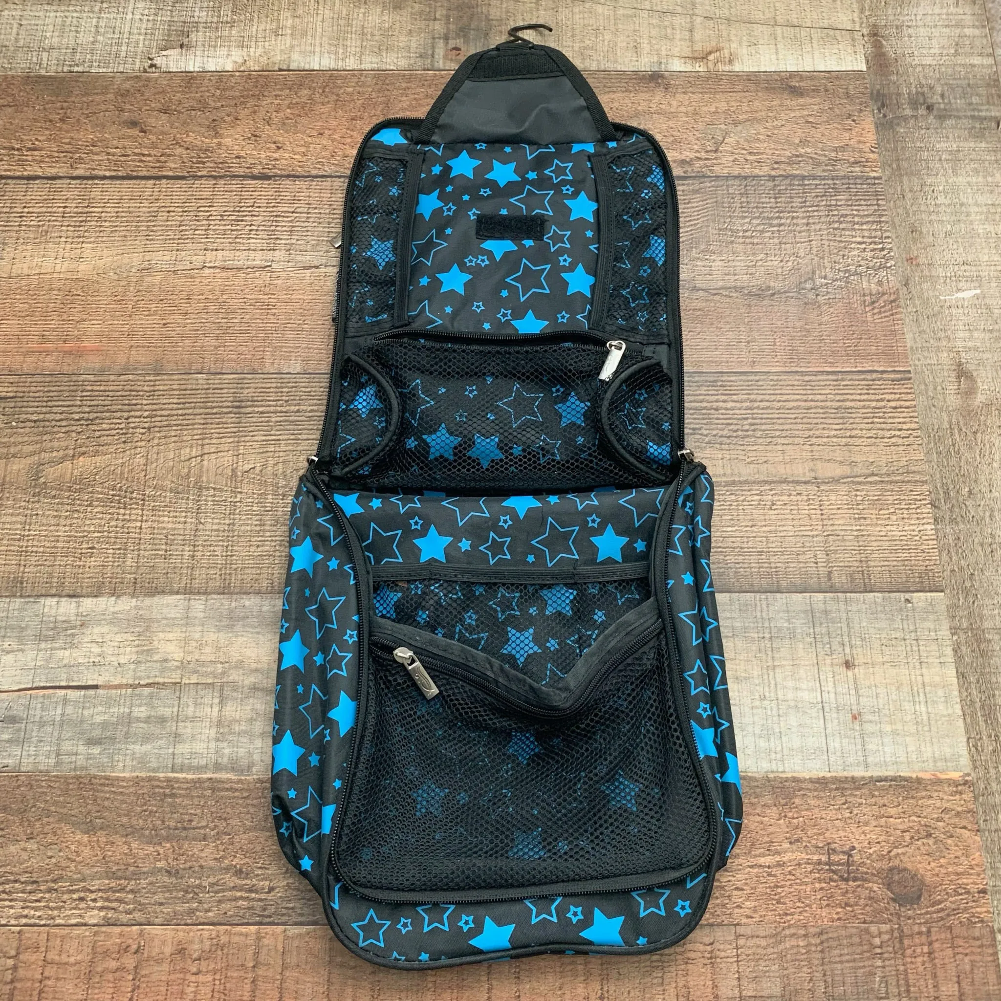 Dream Utilities Black/Blue Star Print Toiletry Bag