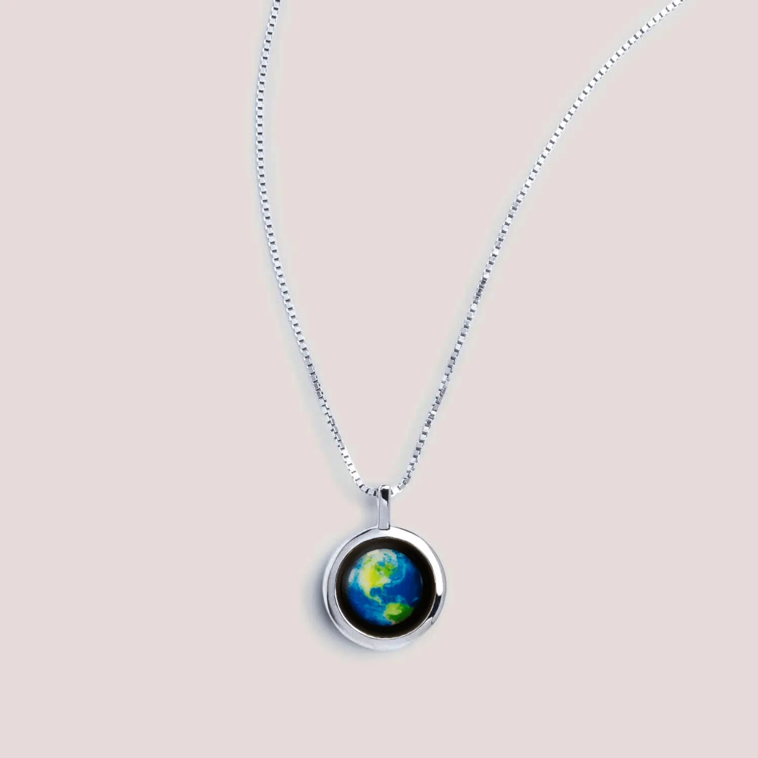 Earthglow Theia Necklace in Sterling Silver