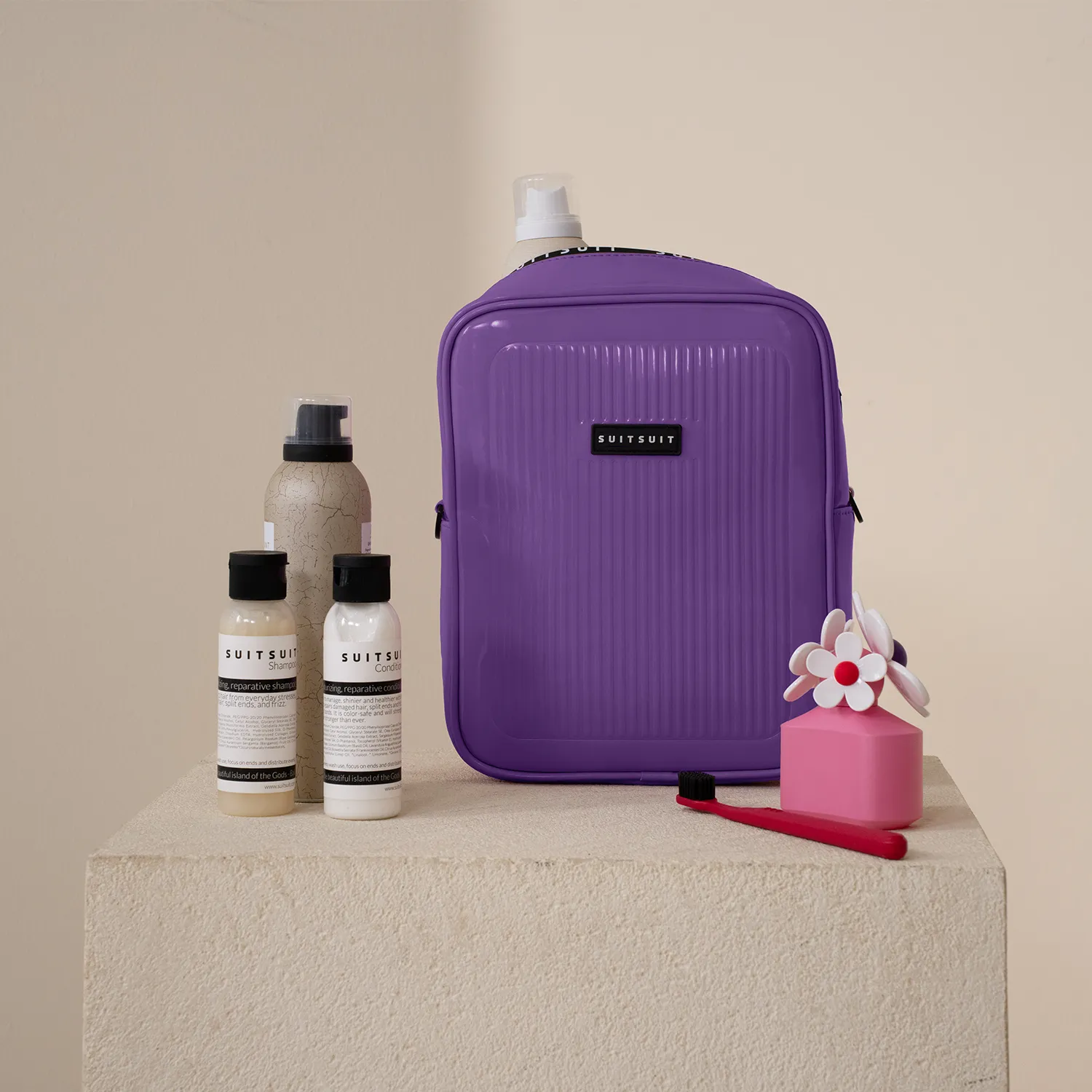 Expression - Dewberry - Toiletry Bag Upright