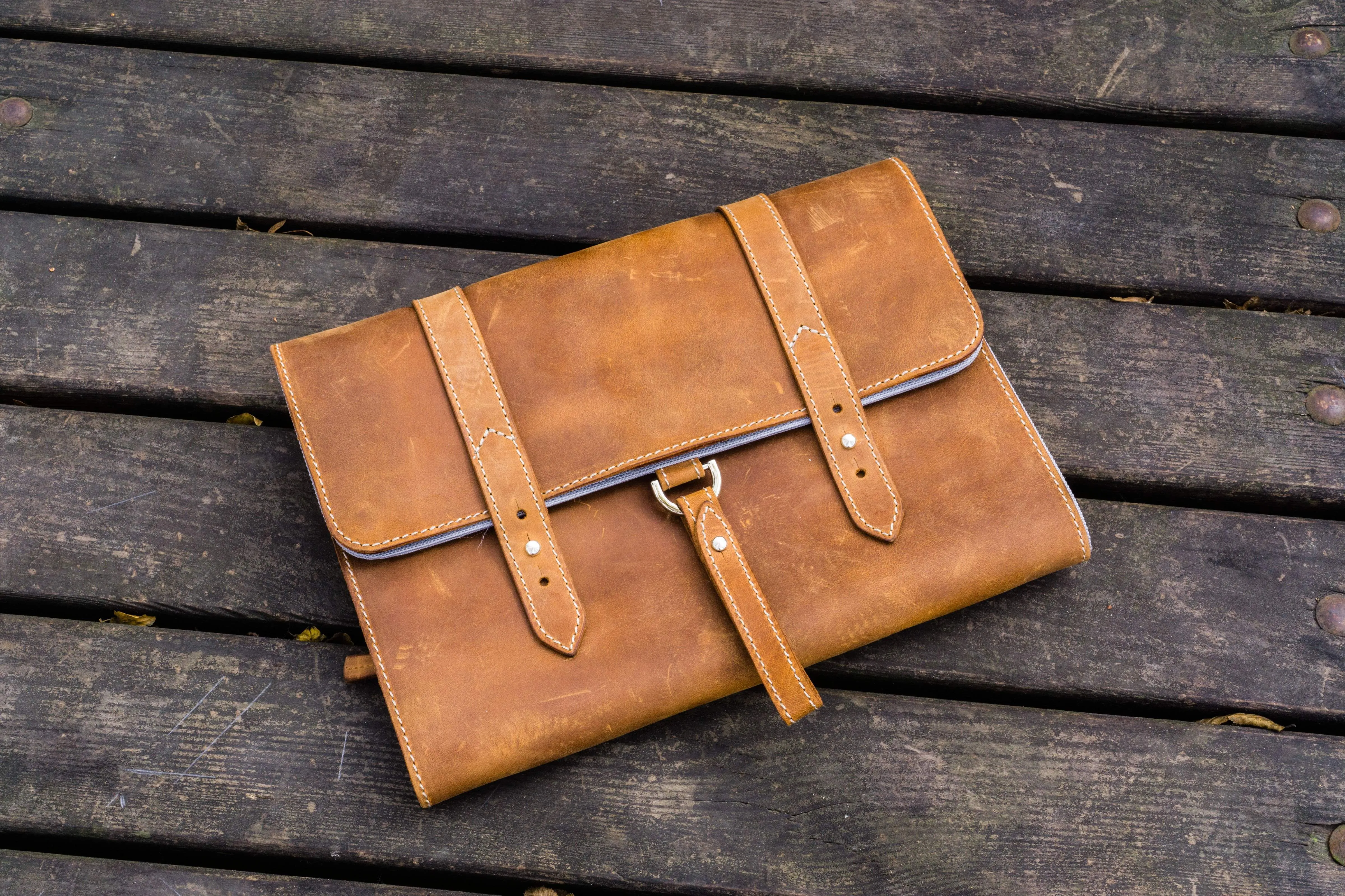 Leather Toiletry / Travel Bag - Crazy Horse Brown