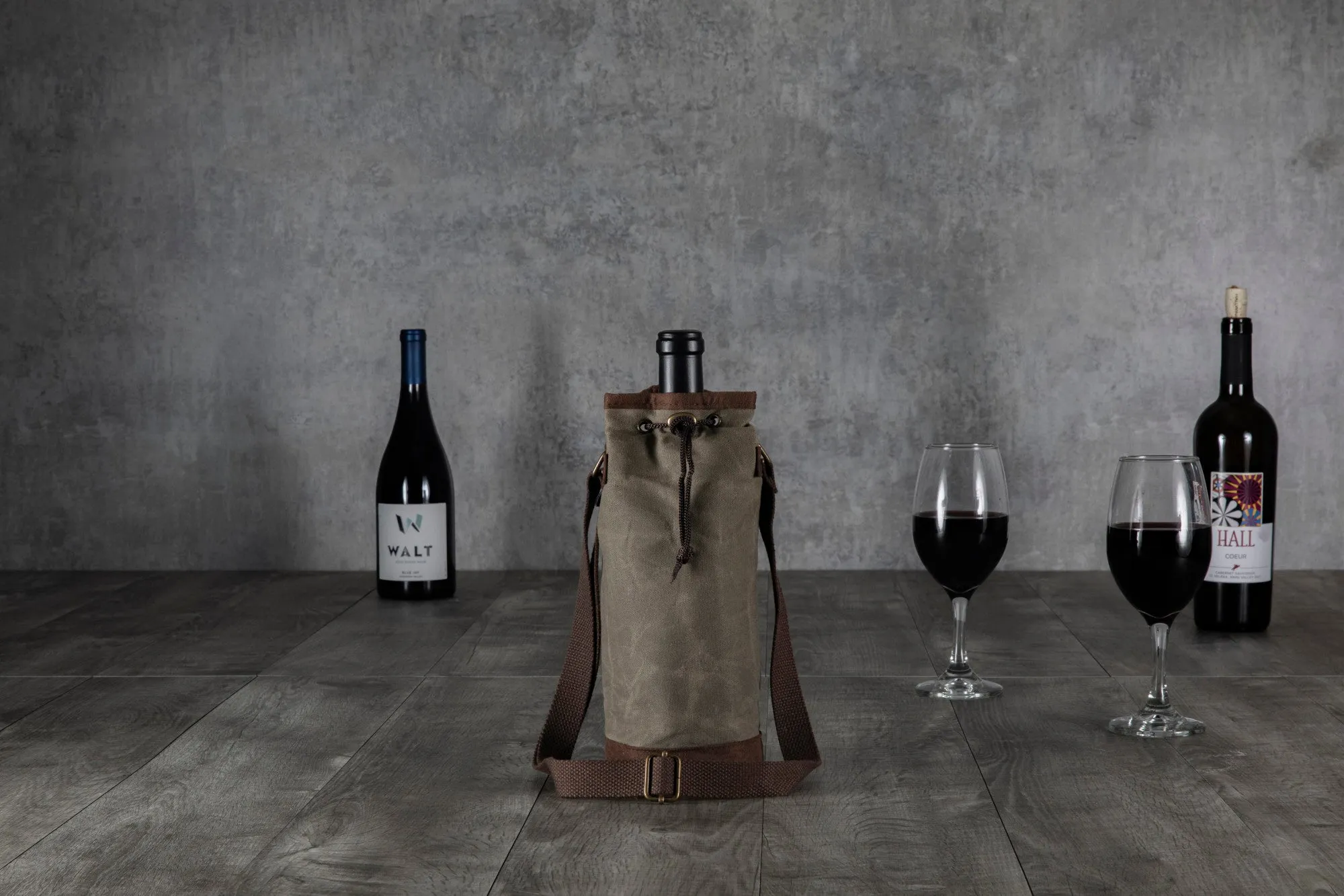 Los Angeles Rams - Waxed Canvas Wine Tote