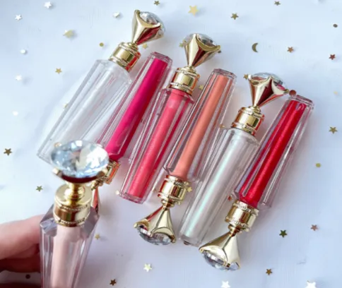 Luxurious Diamond Tip Lipgloss - MQO 12 pcs