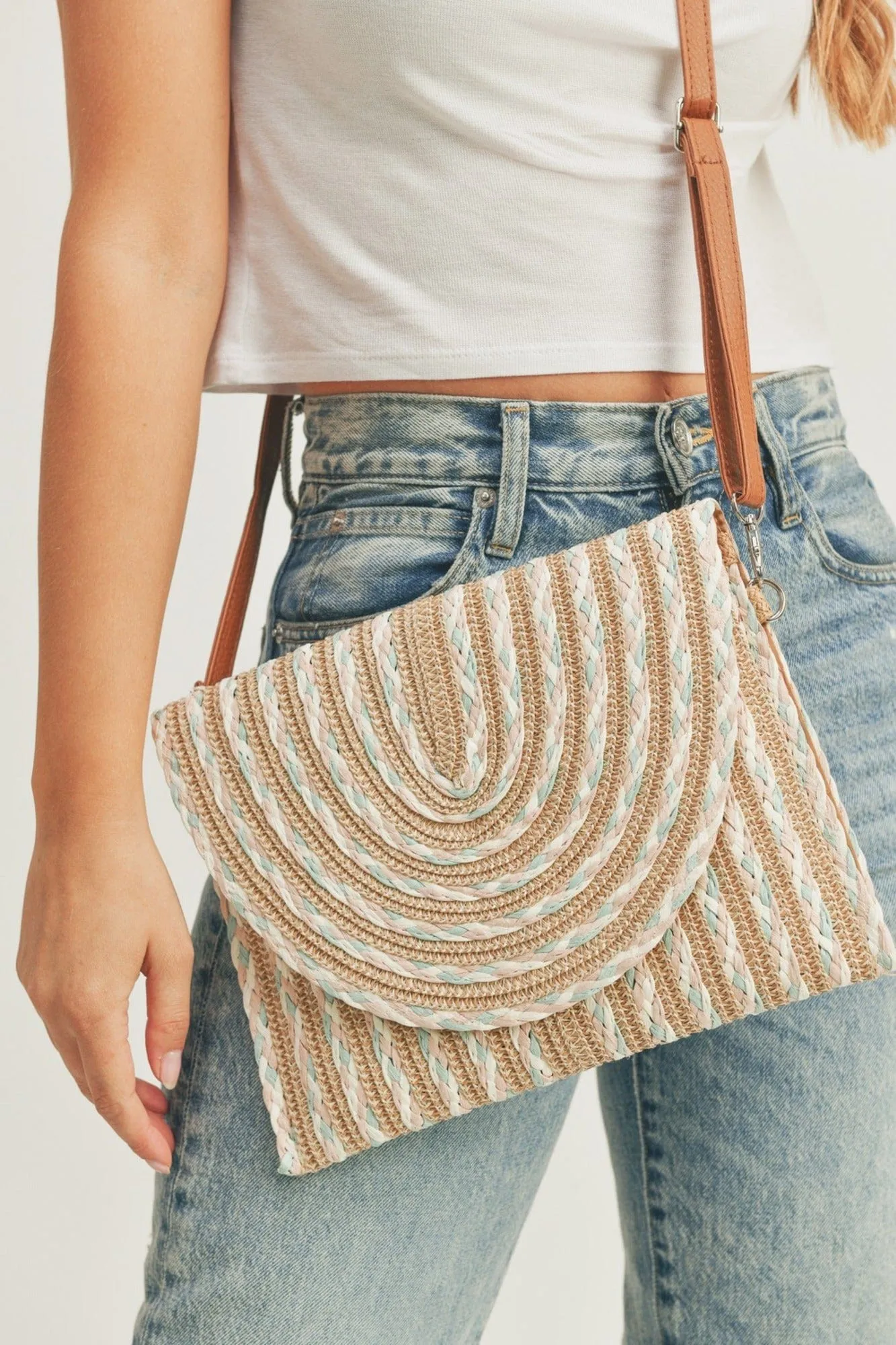 MB0183 Remi Mixed Color Straw Crossbody/Clutch