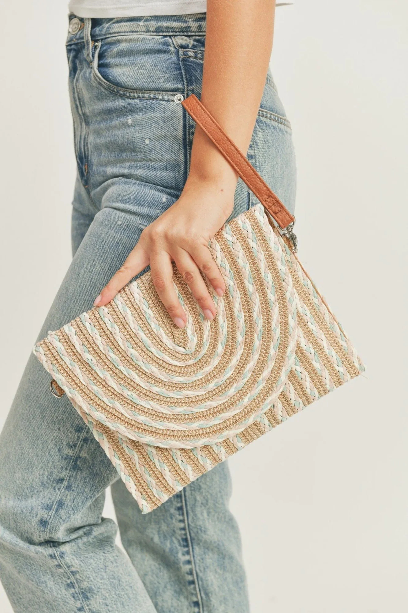 MB0183 Remi Mixed Color Straw Crossbody/Clutch