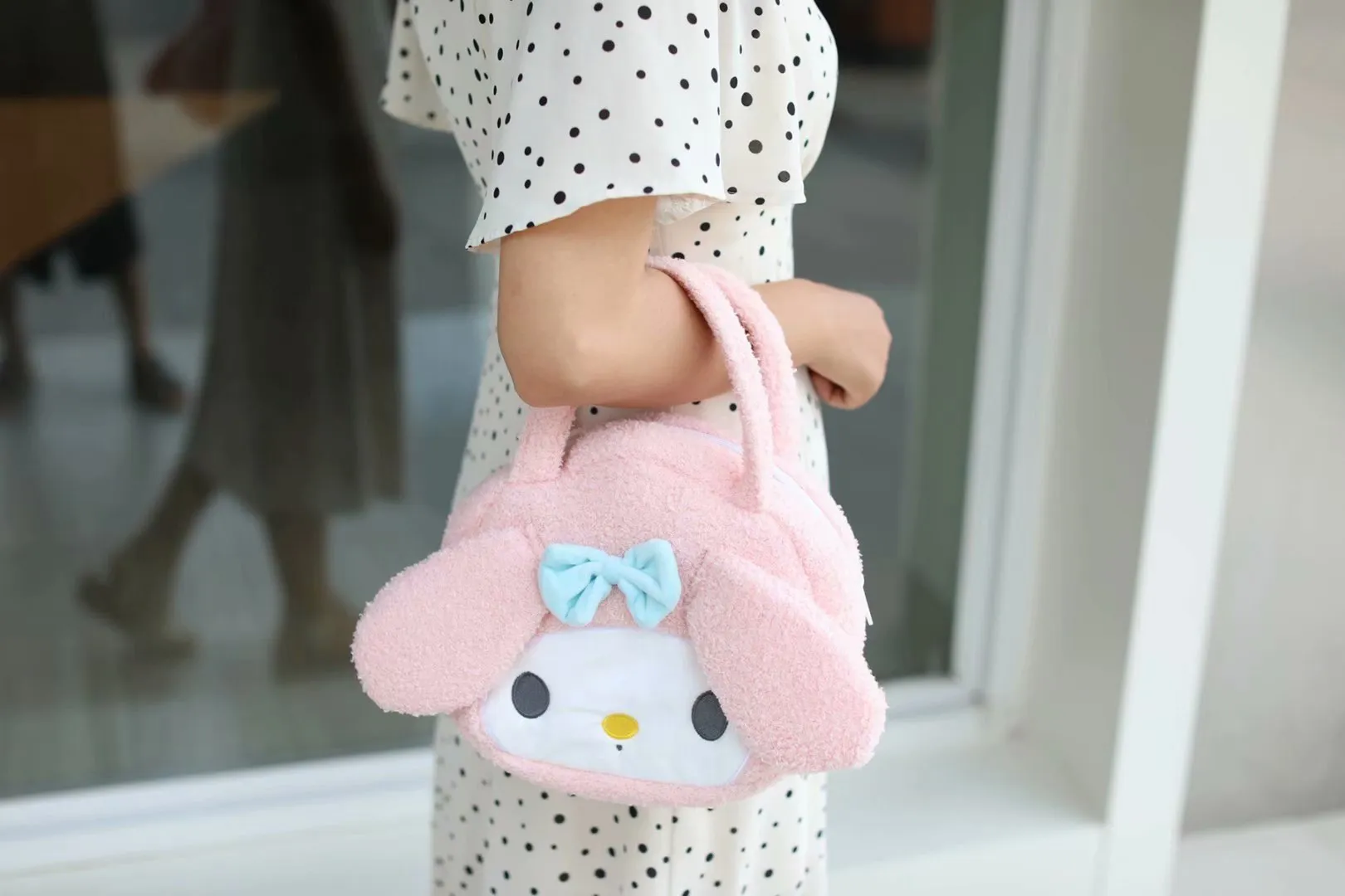 Melo Plush Makeup Shoulder Bag