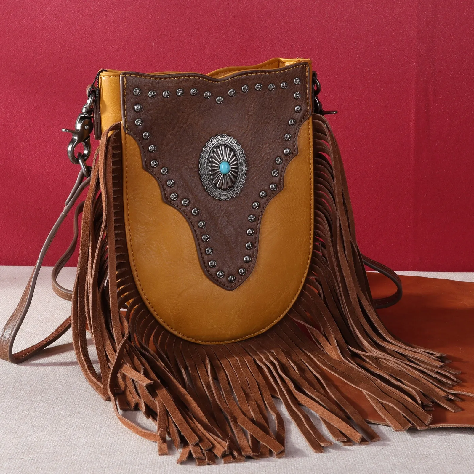 MW1243-8366 Montana West  Fringe Concho Crossbody