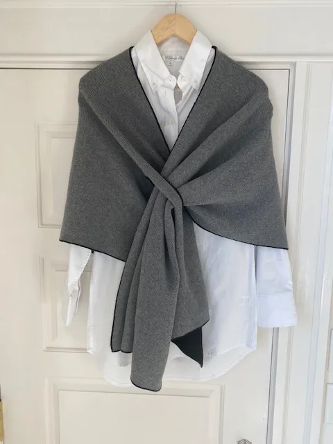 Reversible Italian Wrap-Black/Grey