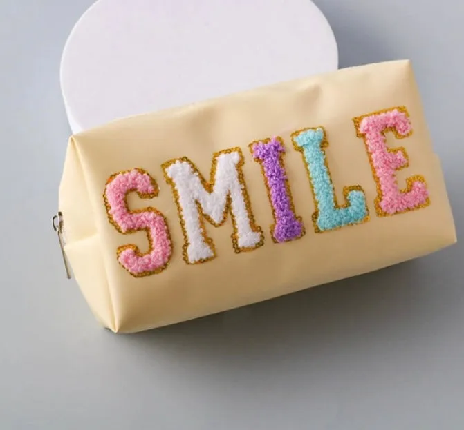 Smile Puffy Letter Yellow Travel Bag