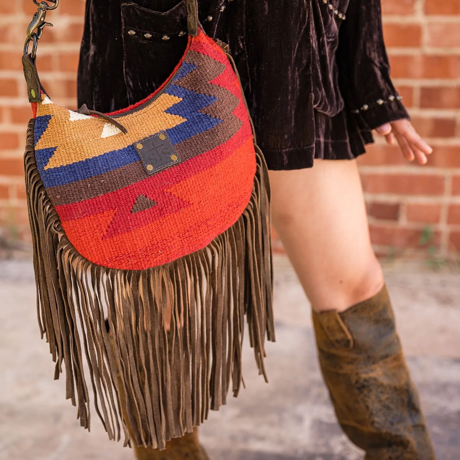 STS Crimson Sun Nellie Western Fringe Leather Trim Purse