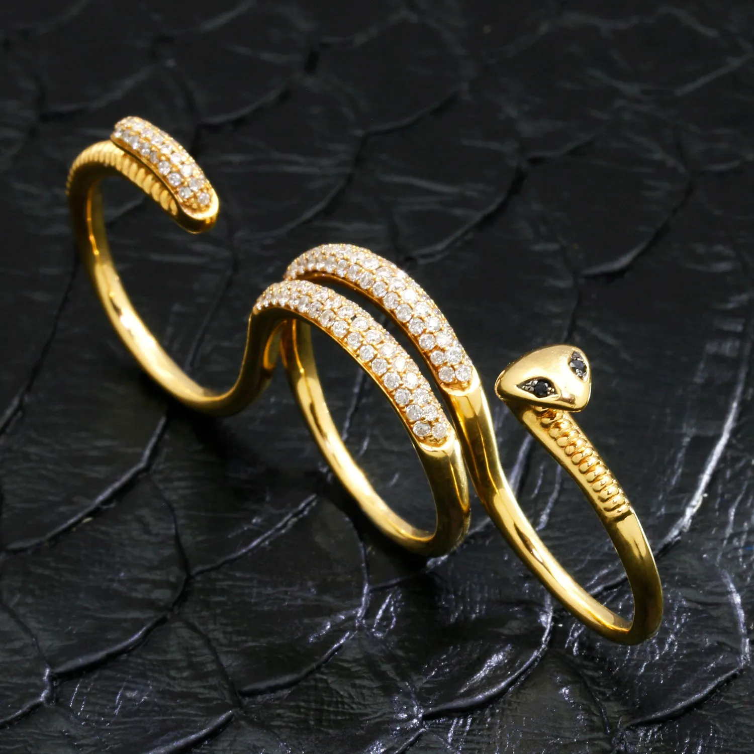 Unique Three-Finger Snake Ring with Diamonds 18K Gold Size 7