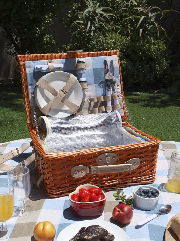 Wicker Picnic Basket with Cooler Bag for 4 People - Blue Design